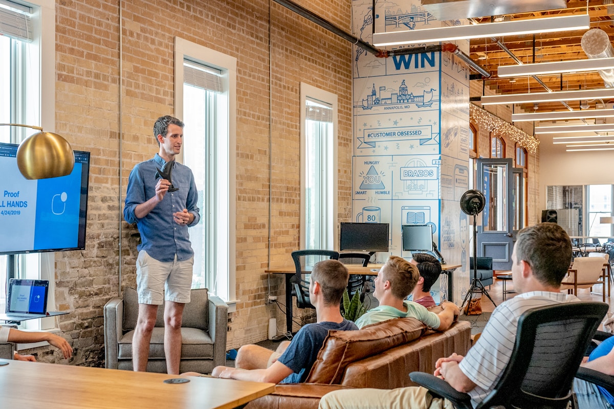 From Creator to Community Leader: Cultivating a Thriving Paid Membership on LiveSkillsHub