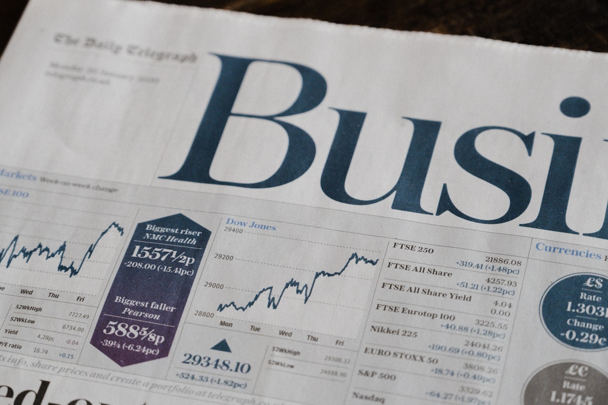 Recurring Revenue vs. One-Time Sales: Finding Your Perfect Business Model